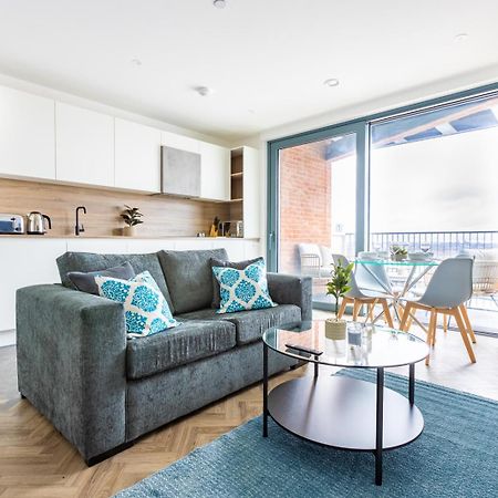 Modern 2Bd Flat In Canary Wharf With City And River Views Лондон Экстерьер фото